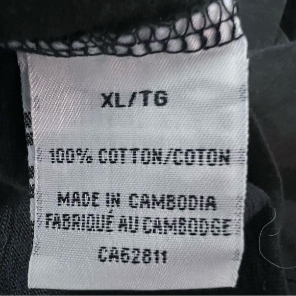 Kismet Black Scoop Neck Tshirt Size XL NWT - Picture 4 of 7